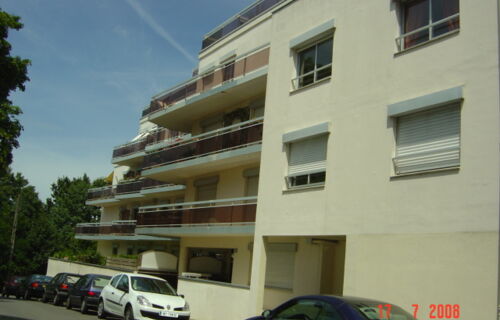 Place de parking MOTTE ROUGE 16 mai