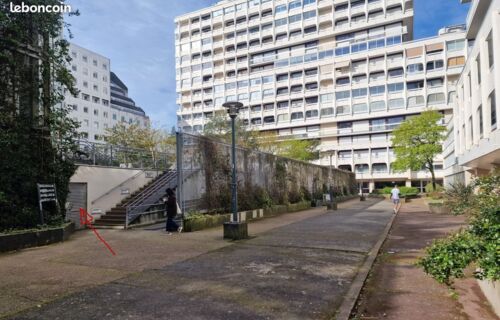 Location Parking Box Privé & Sécurisé – Quartier Colombier / Centre-Ville