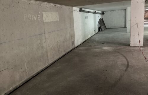LOUE PLACE DE PARKING EN SOUS SOL - NICE MERIDIA