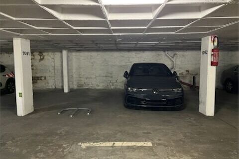 Place de parking avec gardiennage