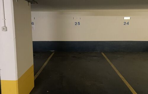 PLACE DE PARKING À LOUER (11ème Quartier Saint-Bernard)