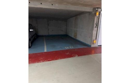 Location Parking privé (sous-sol) - Gare RER /Métro/Tram La Défense- RER Nanterre Préfecture