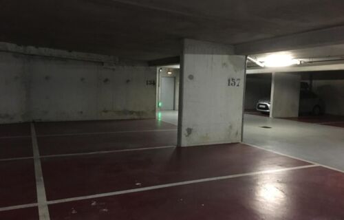 Parking au centre ville de Sèvres