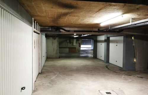Place de parking à louer (bail de 6 mois), proche RER D