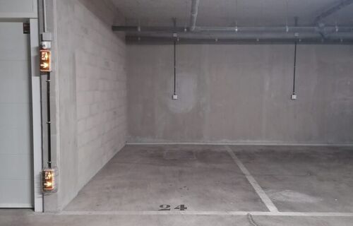 Parking à 2 minutes de Paul Vaillant Couturier (ligne 7)