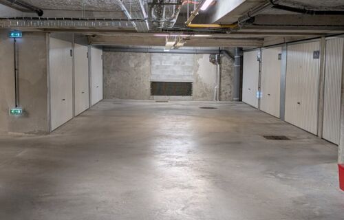Parking sous terrain fermé