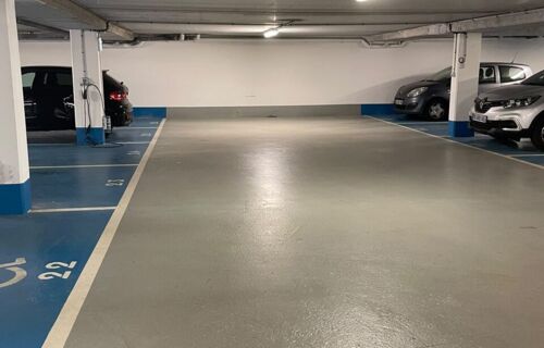 Parking en sous sol à 5 minutes du métro Anatole France (ligne 3)