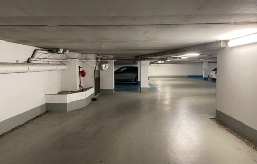 Parking en sous sol à 5 minutes du métro Anatole France (ligne 3)