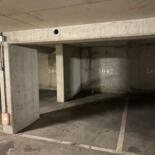 Place parking souterrain proche la défense